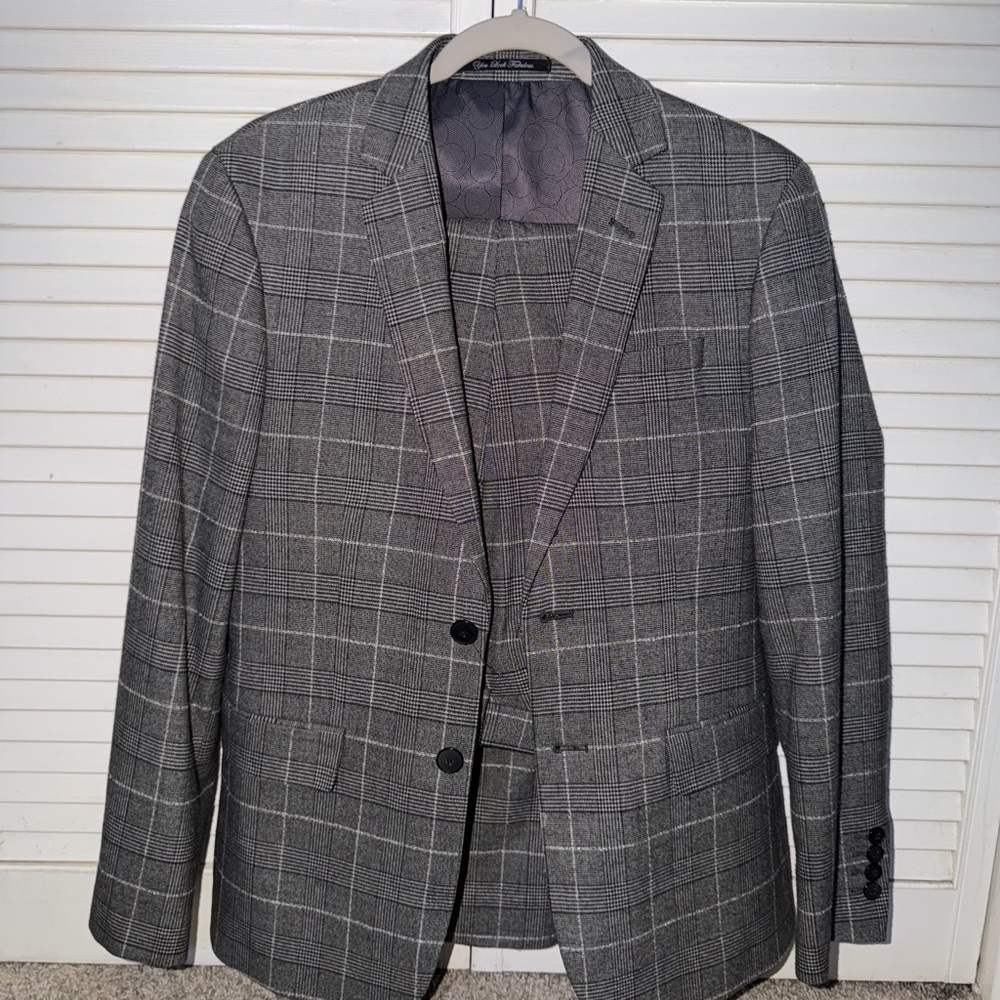 Gray Plaid Men's Suit - Classic Windowpane 36s, Pants 30W-30L